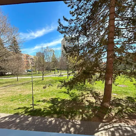 V Parku, Plne Vybaven Na Klidnem Miste Apartment Tabor